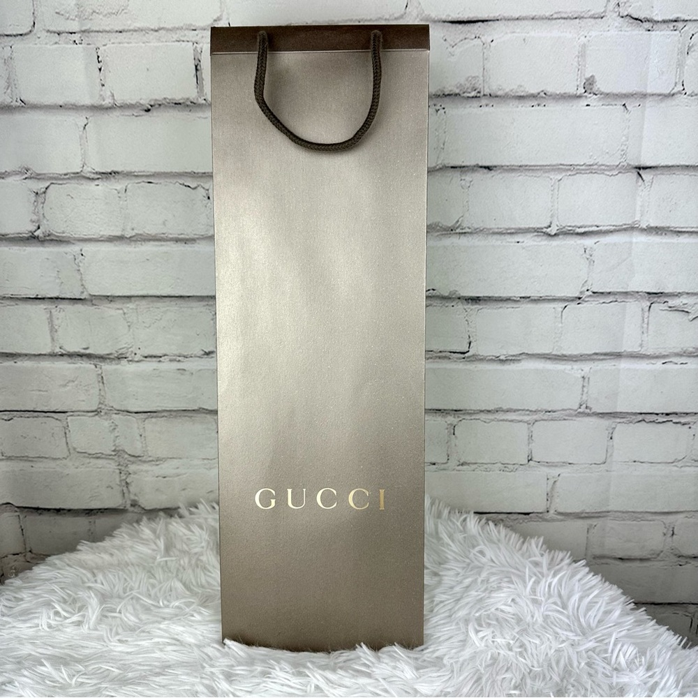Gucci shopping bag